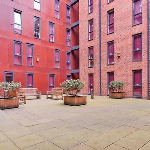 vibrant-rooms-for-students-only-sheffield-sk.yorkshirehotels.net/